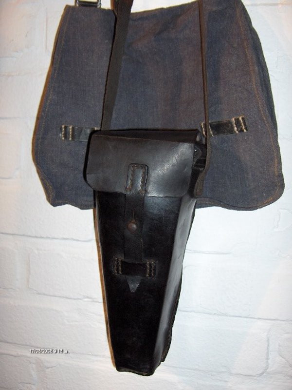 Lederen tas voor geweergranaat.