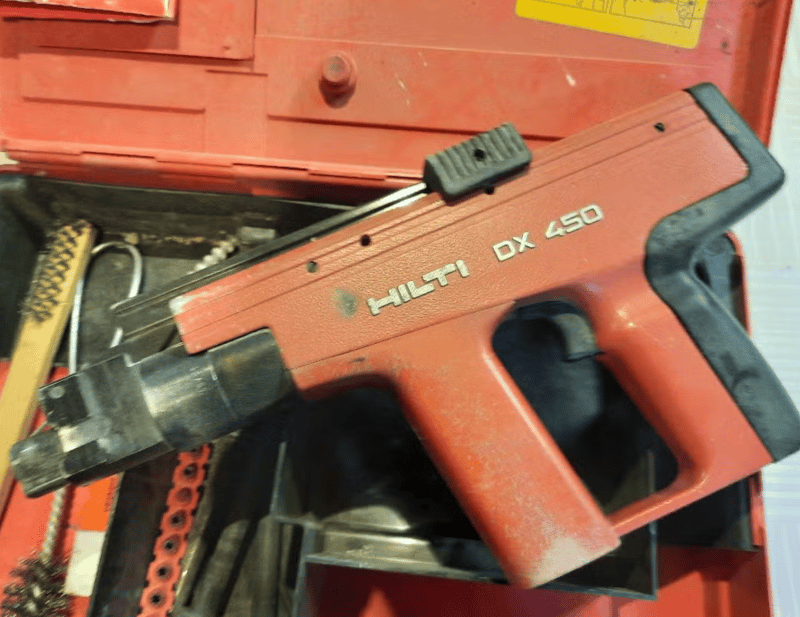 gereedschap Hilti Kruitschiethamer DX450