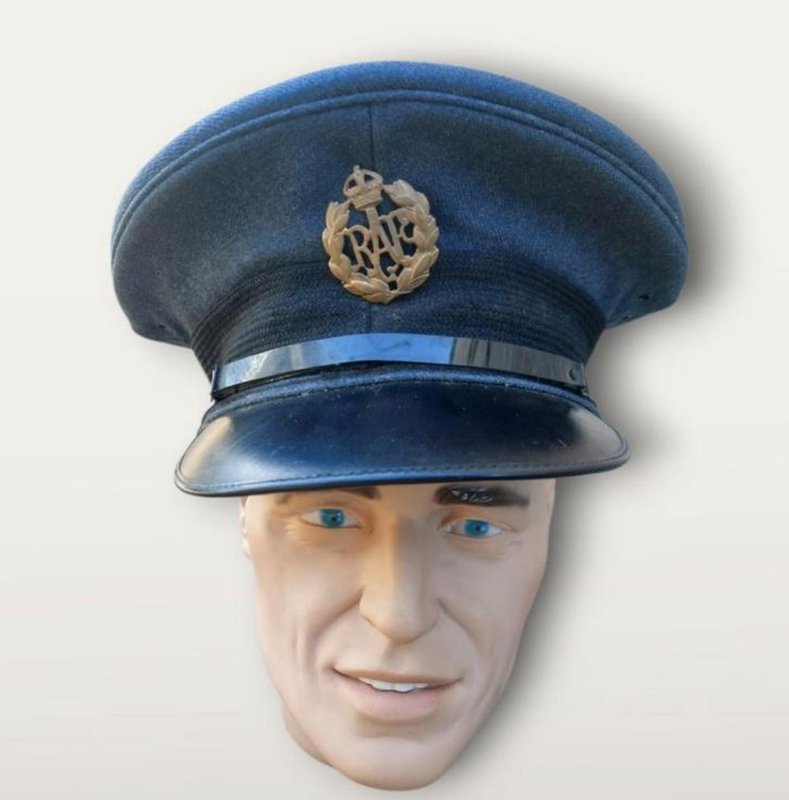 Britse WO2 RAF Airman's Service Dress Cap